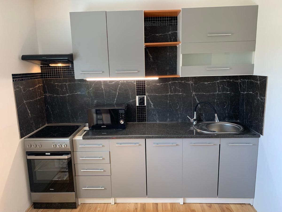 Apartmany City 2 Ostrava Exteriör bild